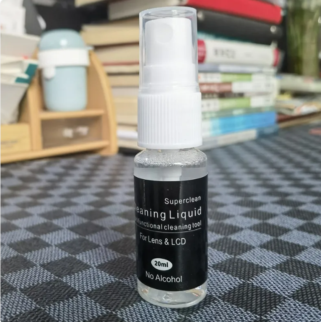Crystal Clear Lens Cleaner – Streak-Free Eyeglass & Screen Cleaning Solution